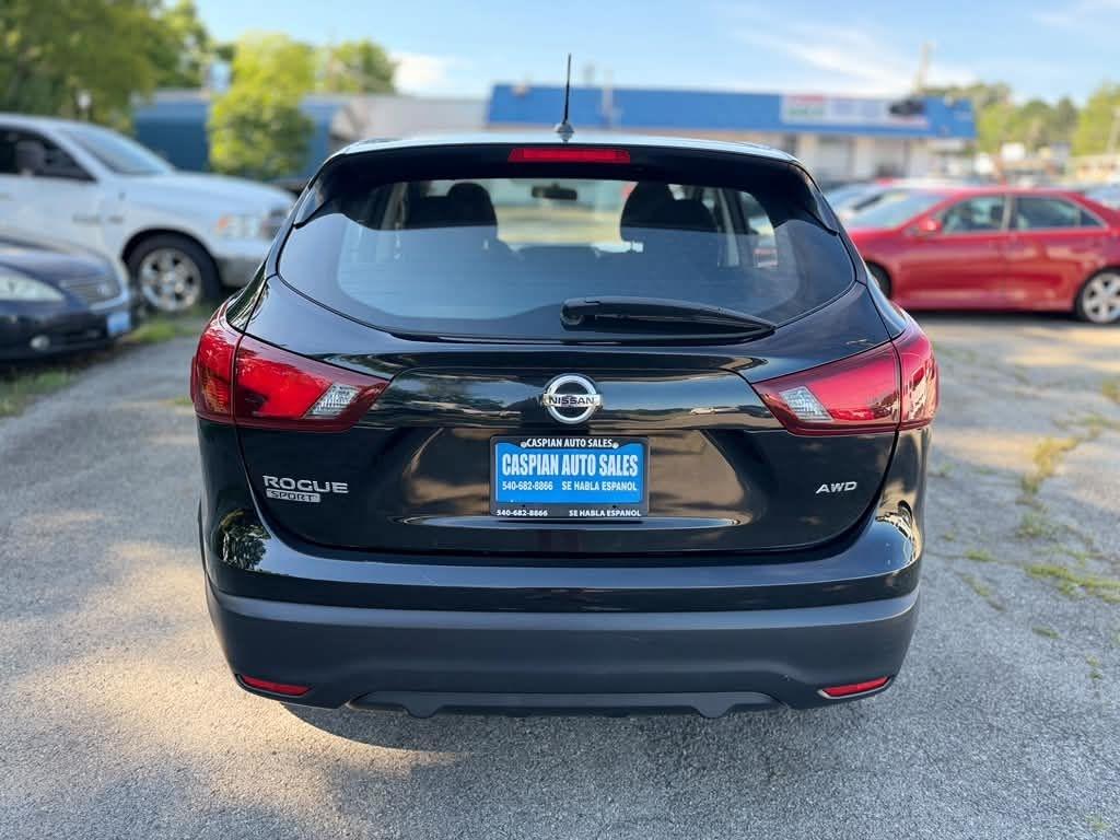 Nissan Rogue Sport  2018