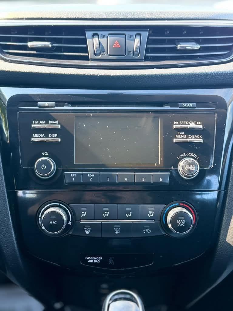 Nissan Rogue Sport  2018