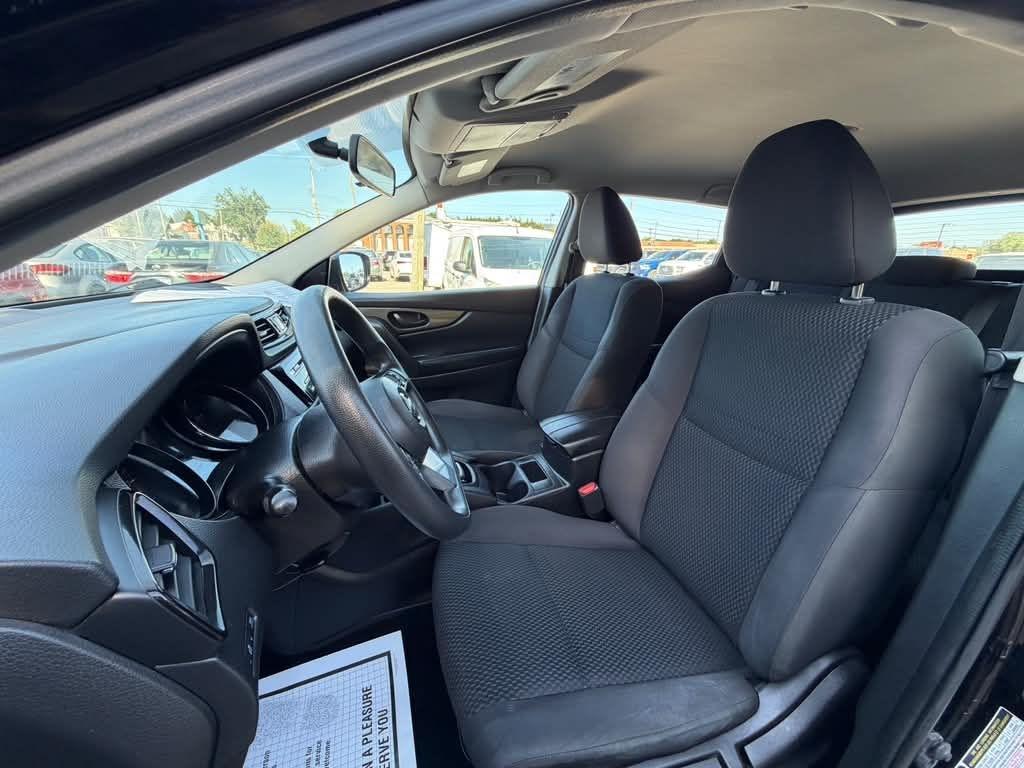 Nissan Rogue Sport  2018