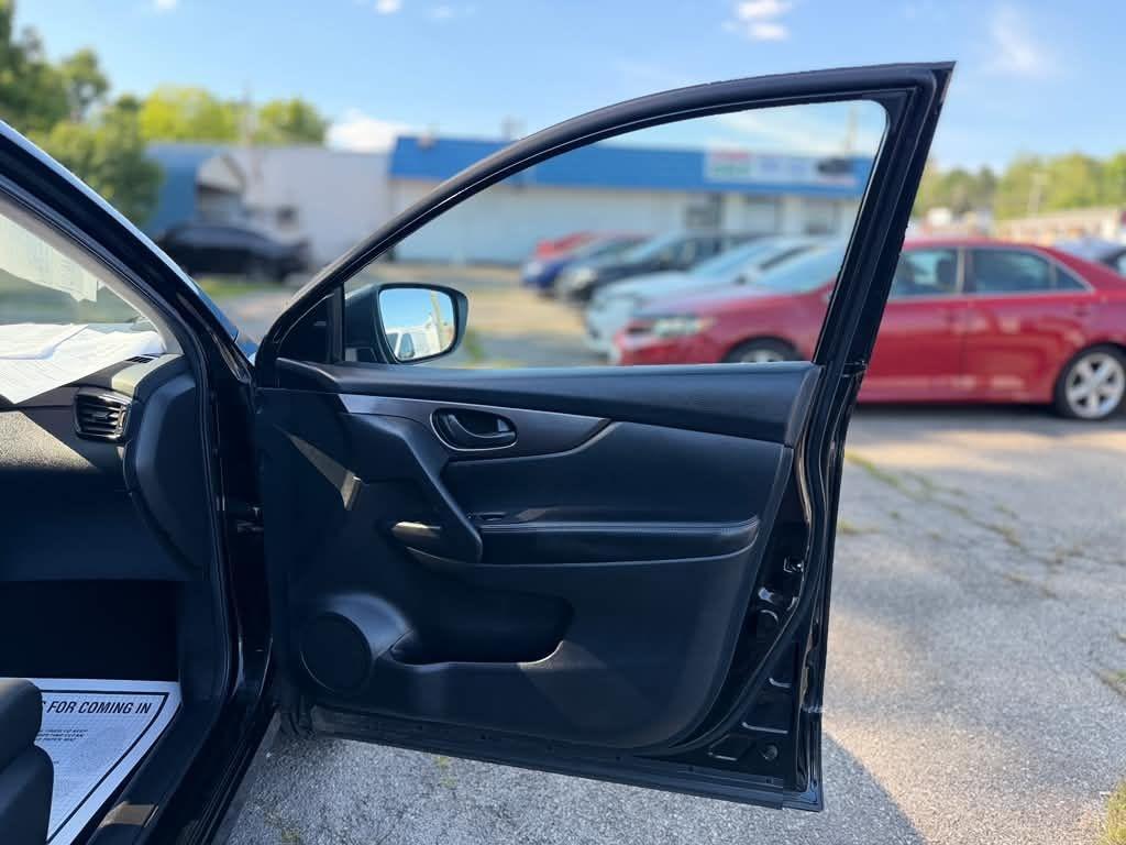 Nissan Rogue Sport  2018