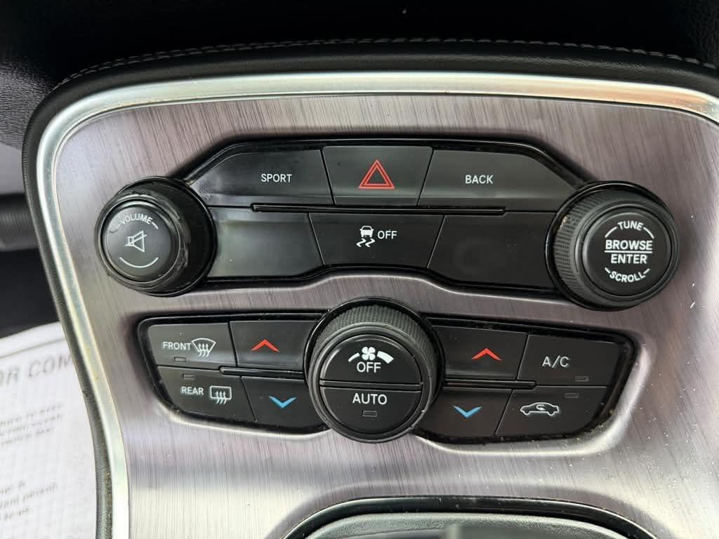 Dodge Challenger  2015