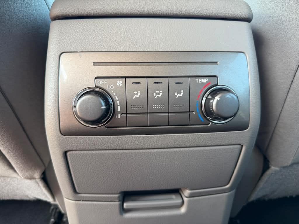 Toyota Highlander  2012