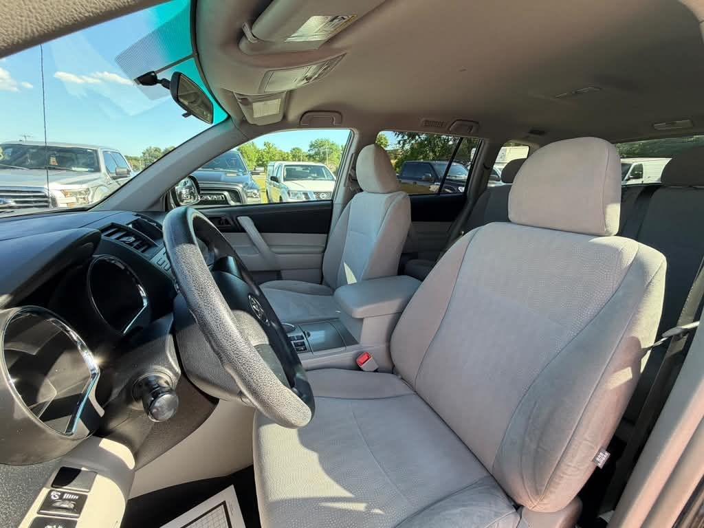 Toyota Highlander  2012