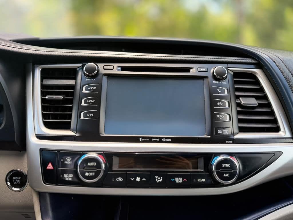 Toyota Highlander  2016