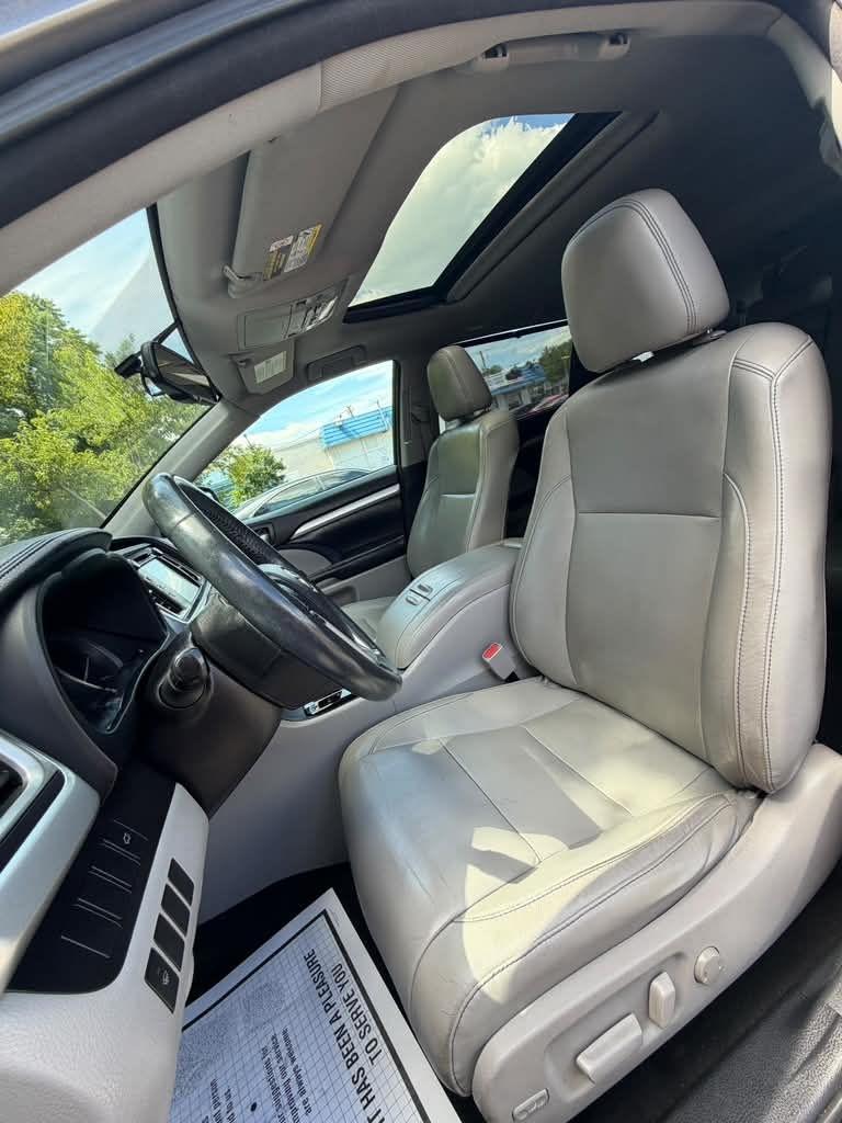 Toyota Highlander  2016