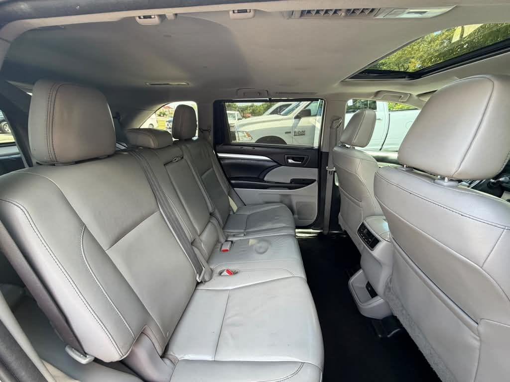 Toyota Highlander  2016