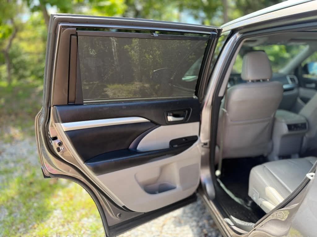 Toyota Highlander  2016