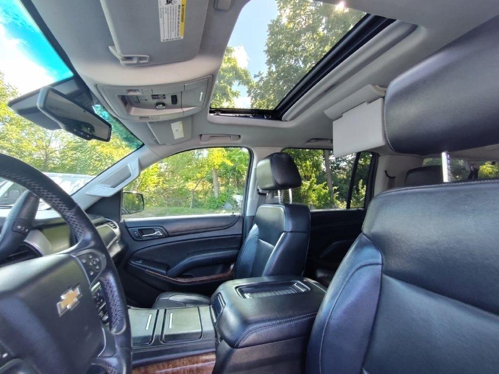 Chevrolet Suburban  2015