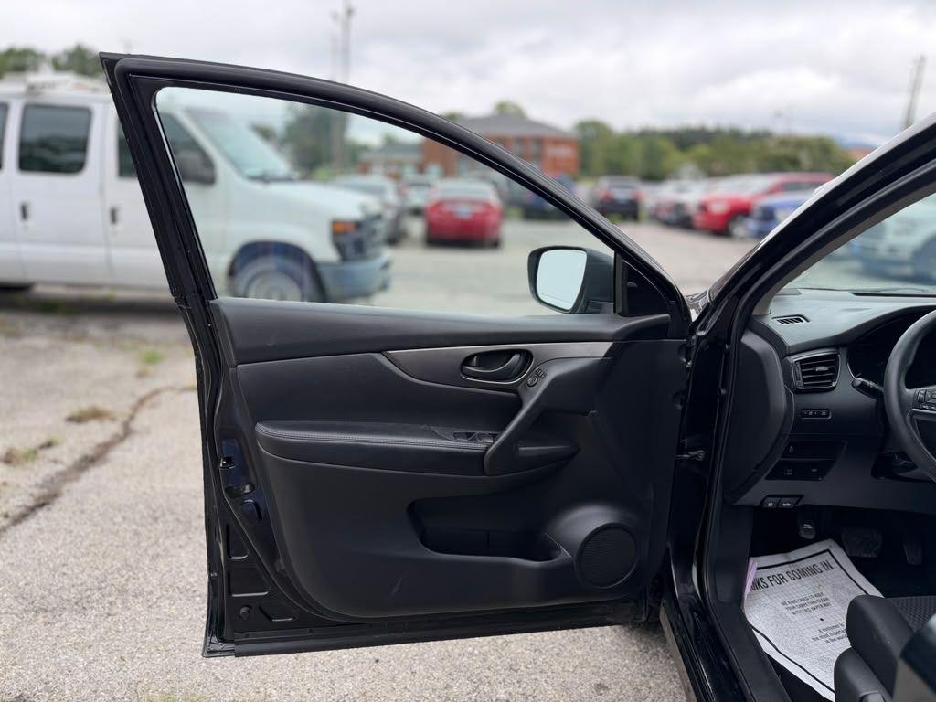 Nissan Rogue Sport  2019