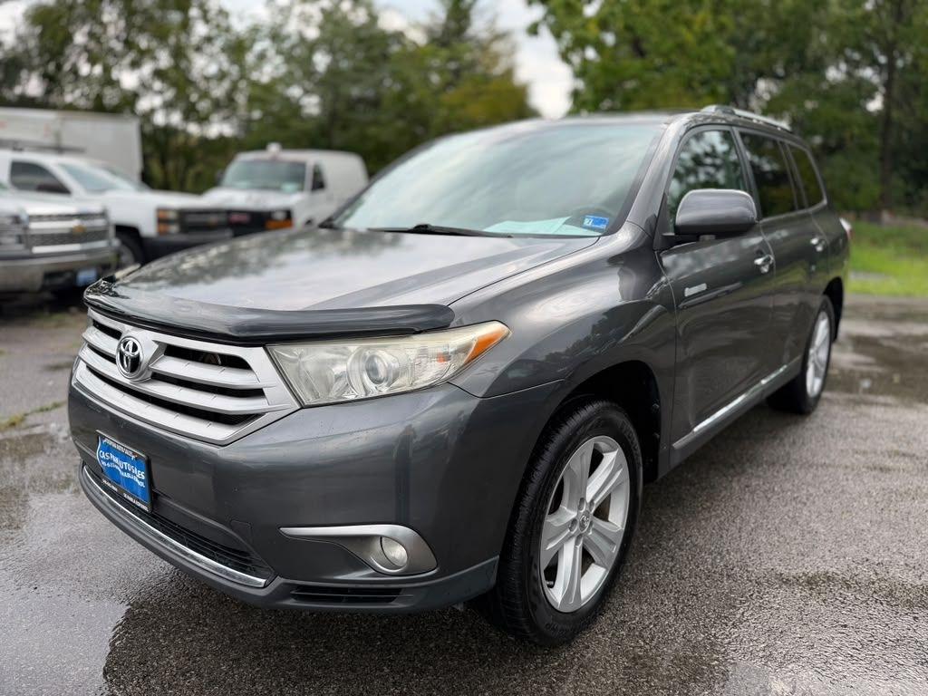 Toyota Highlander  2011