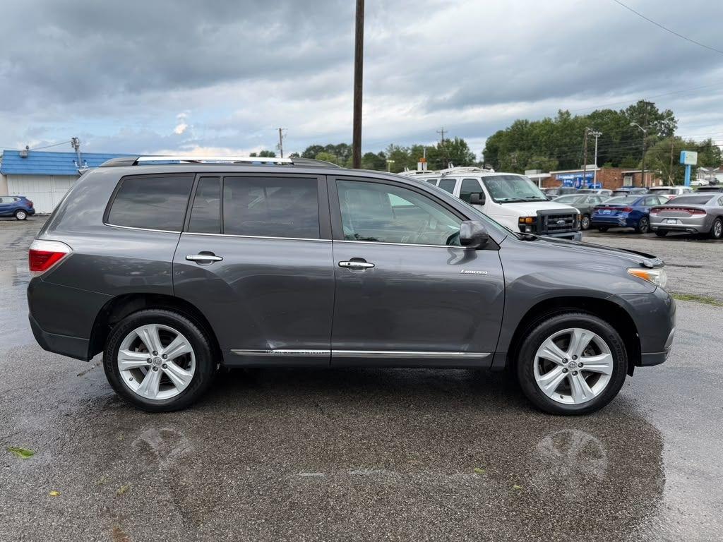 Toyota Highlander  2011