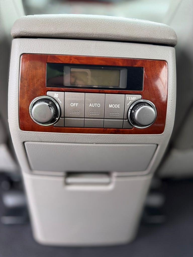 Toyota Highlander  2011