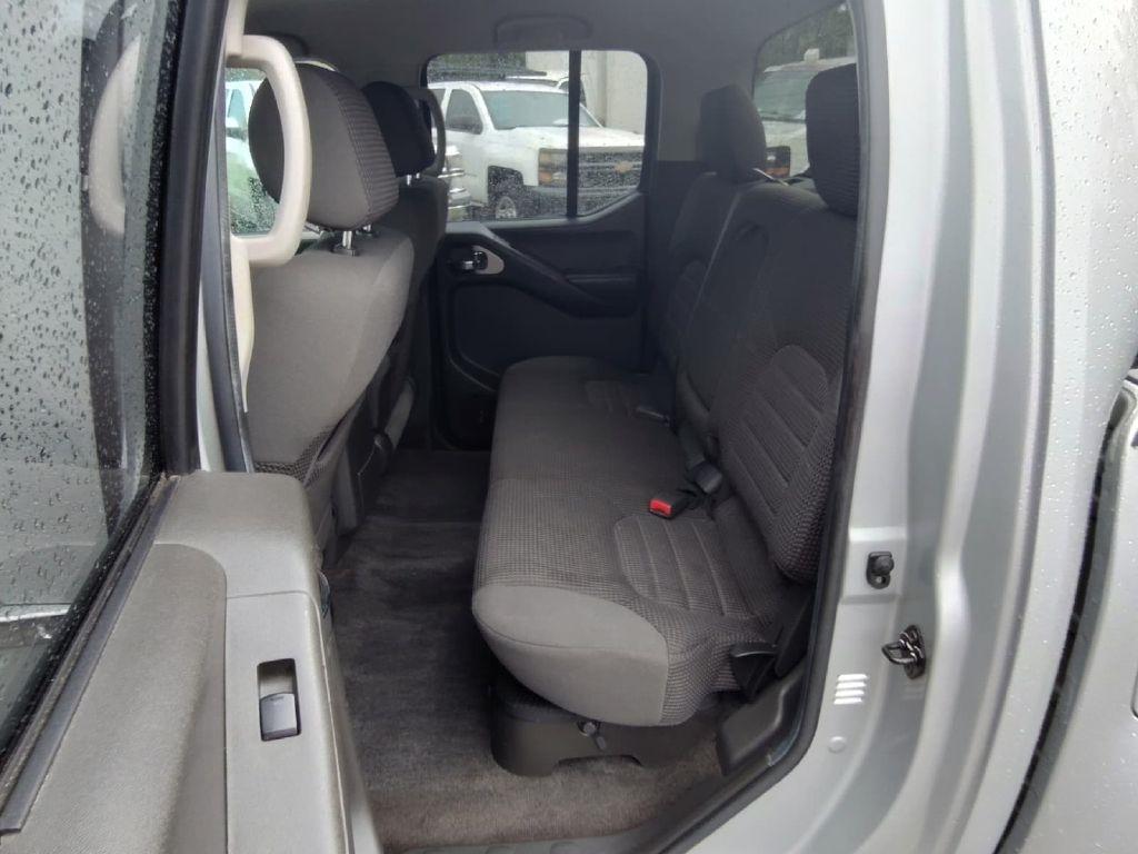 Nissan Frontier 2WD  2005