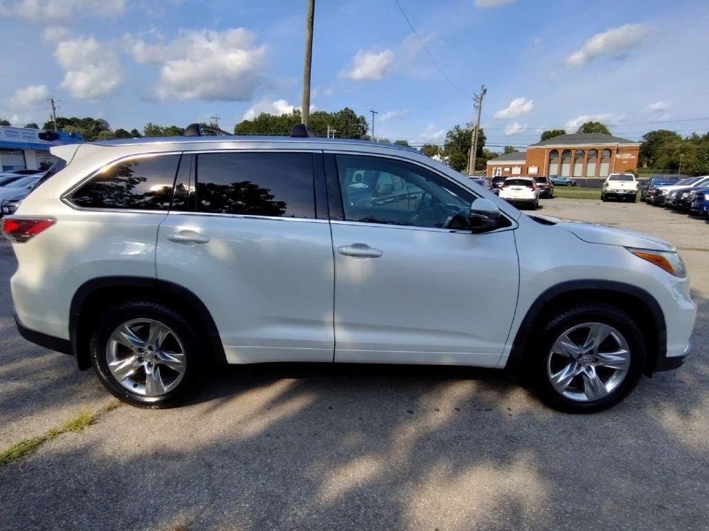 Toyota Highlander  2014