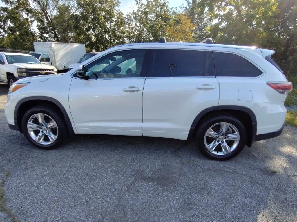 Toyota Highlander  2014