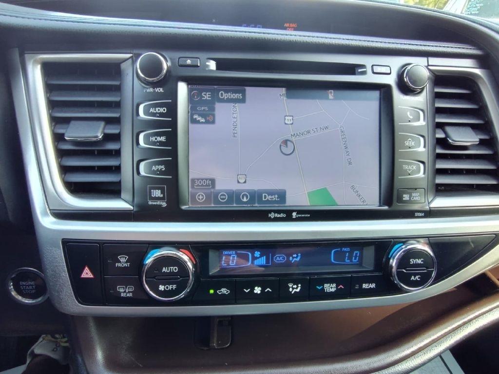 Toyota Highlander  2014