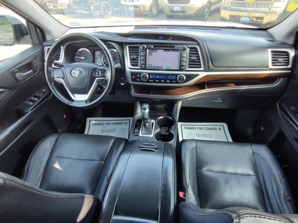 Toyota Highlander  2014