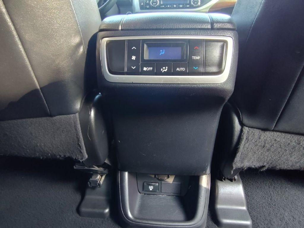 Toyota Highlander  2014