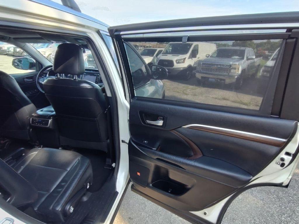 Toyota Highlander  2014