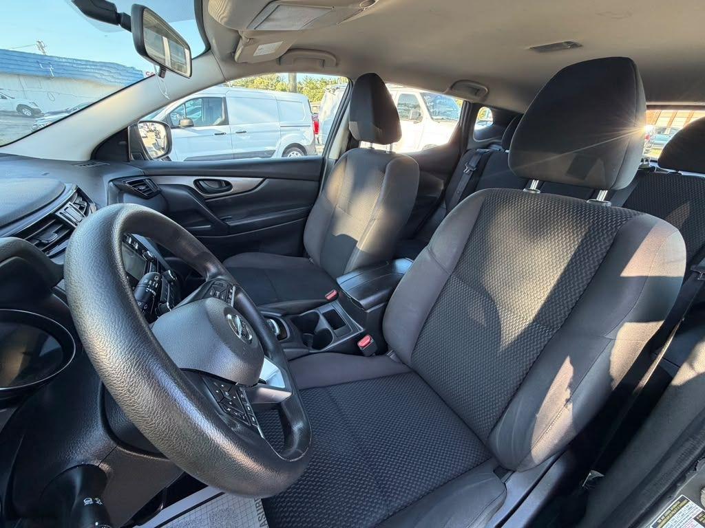 Nissan Rogue Sport  2018