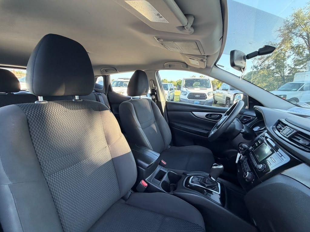 Nissan Rogue Sport  2018