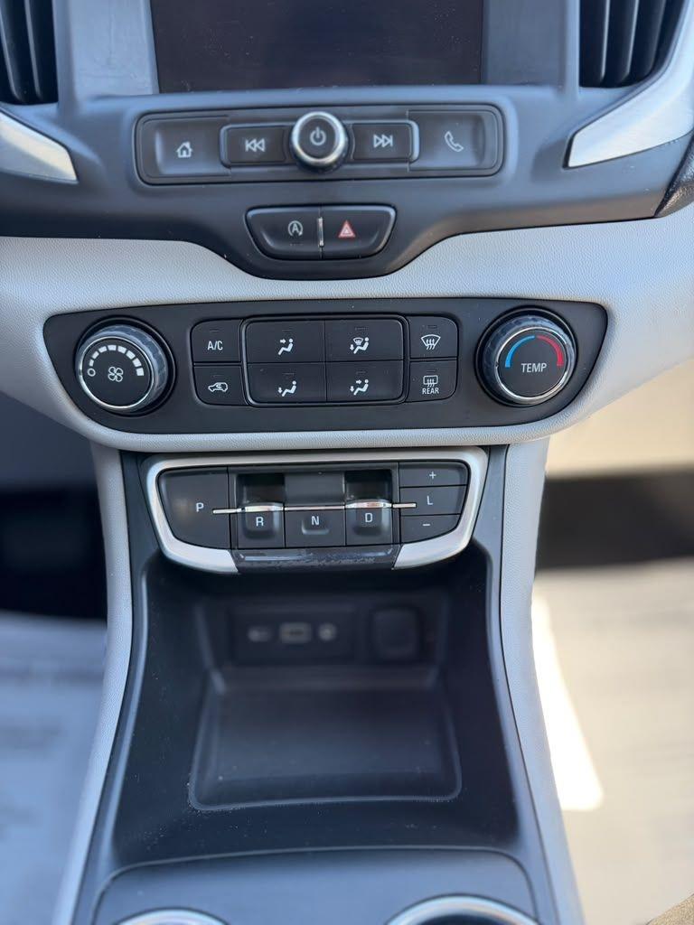 GMC Terrain  2022