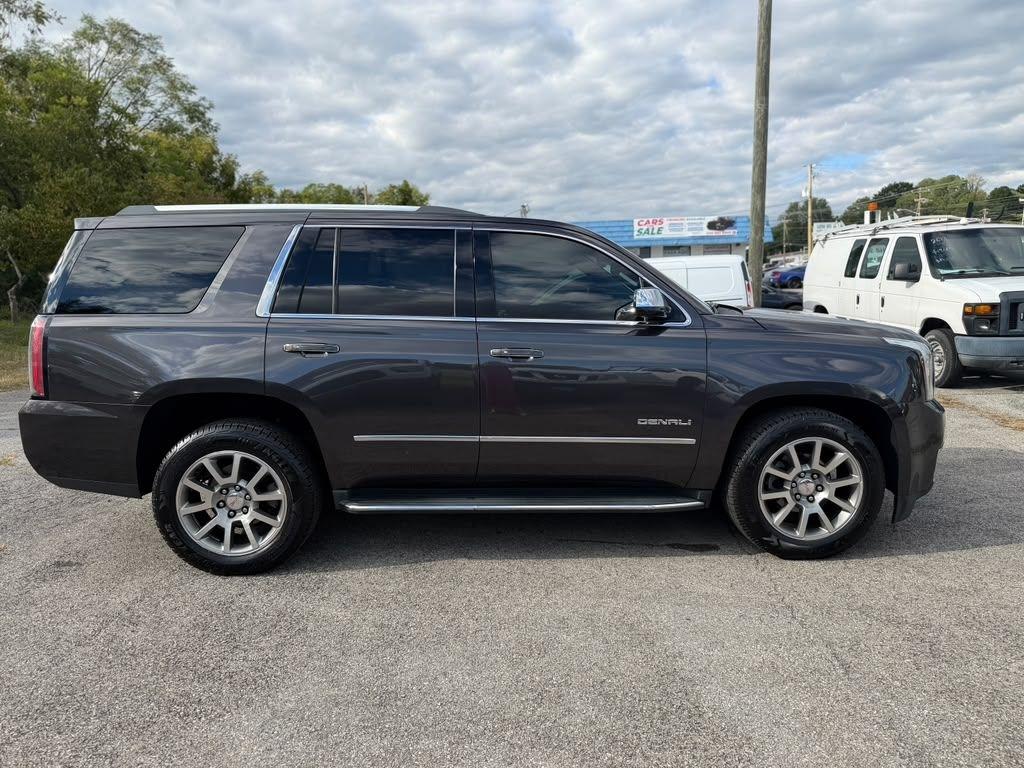 GMC Yukon  2017