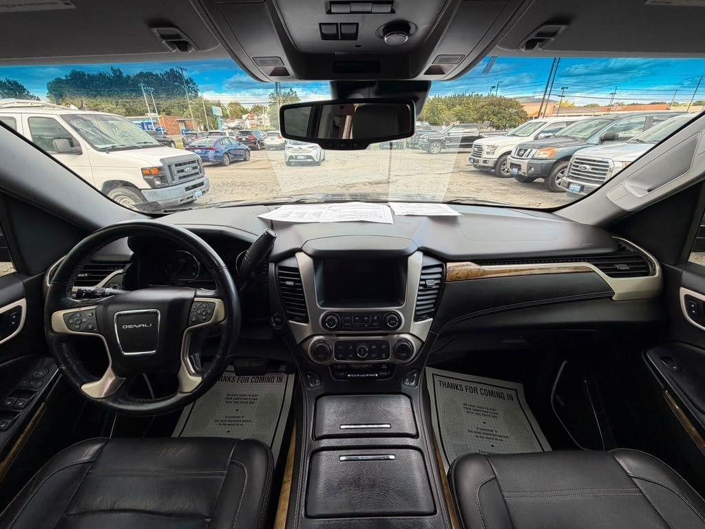GMC Yukon  2017