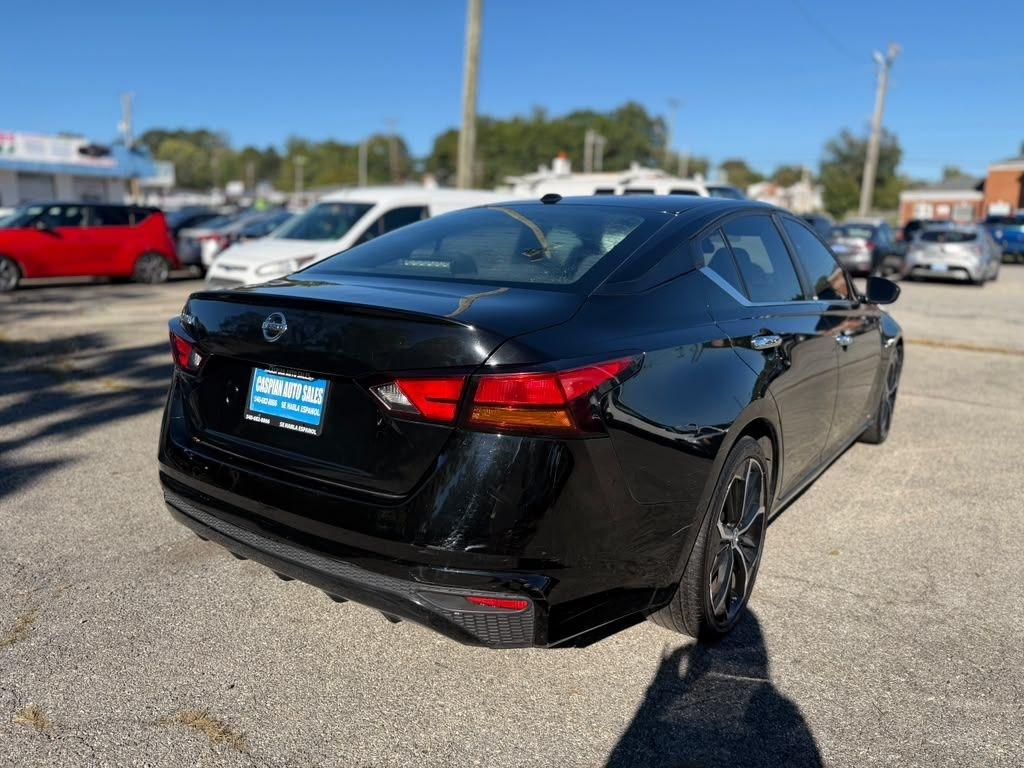 Nissan Altima  2020