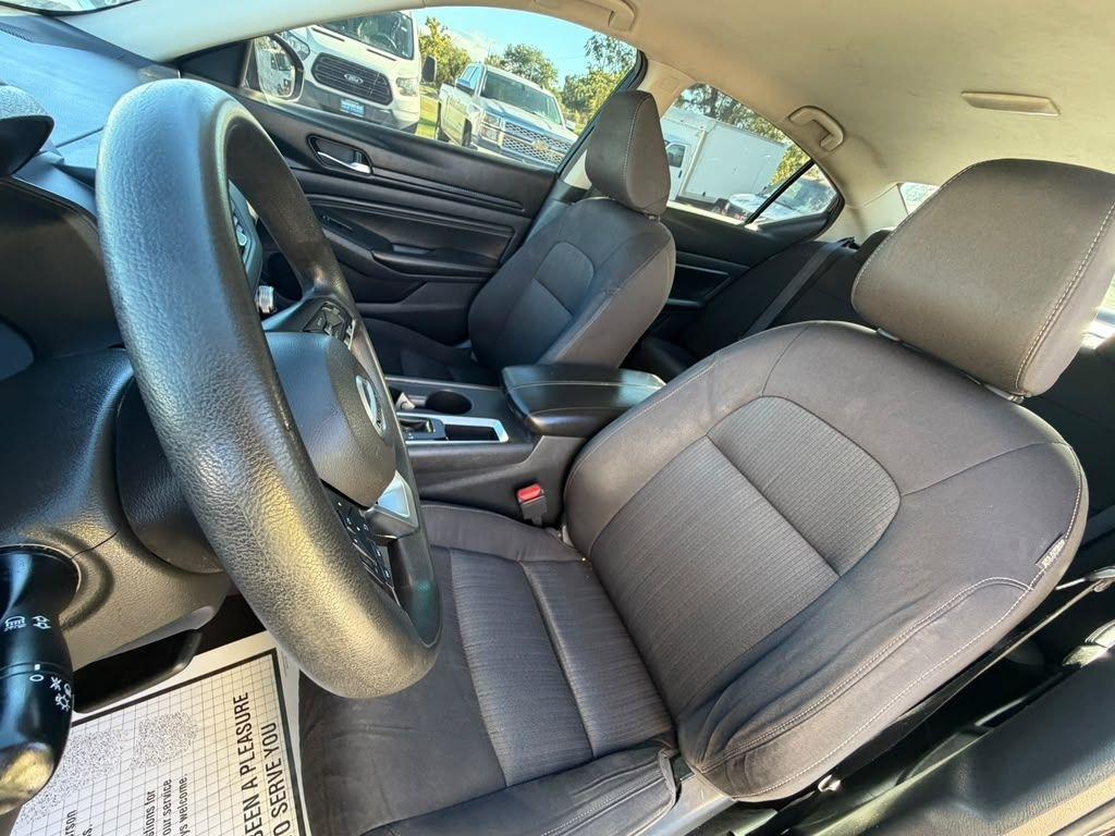 Nissan Altima  2020