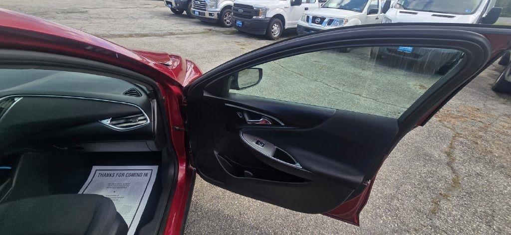 Chevrolet Malibu  2017