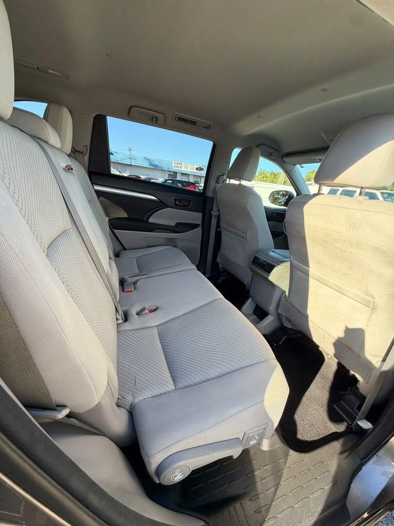Toyota Highlander  2014