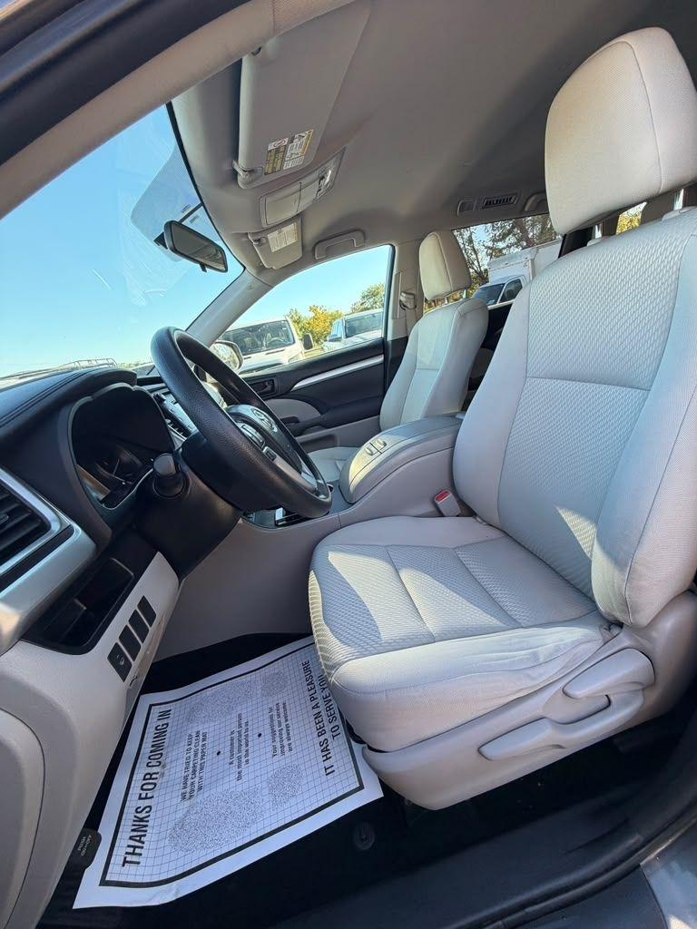 Toyota Highlander  2014
