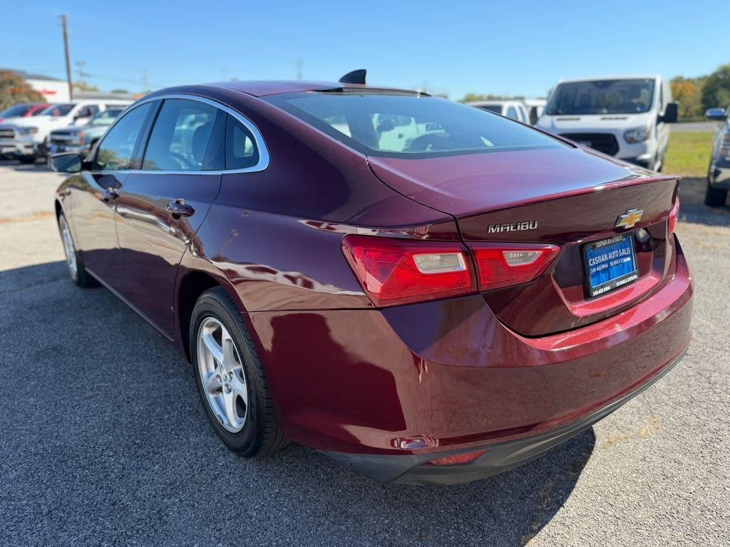 Chevrolet Malibu  2016