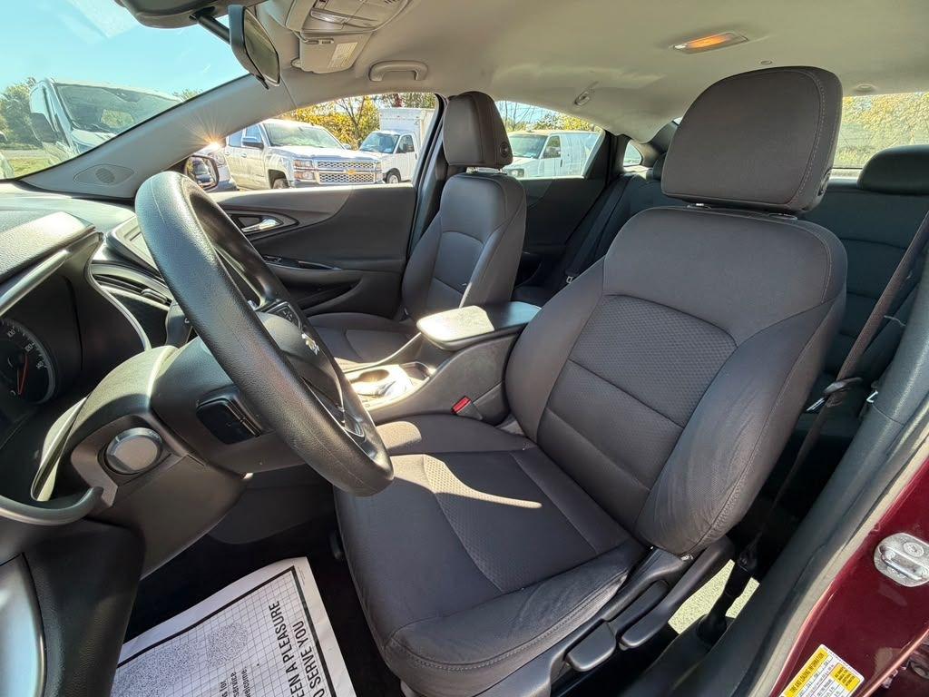 Chevrolet Malibu  2016