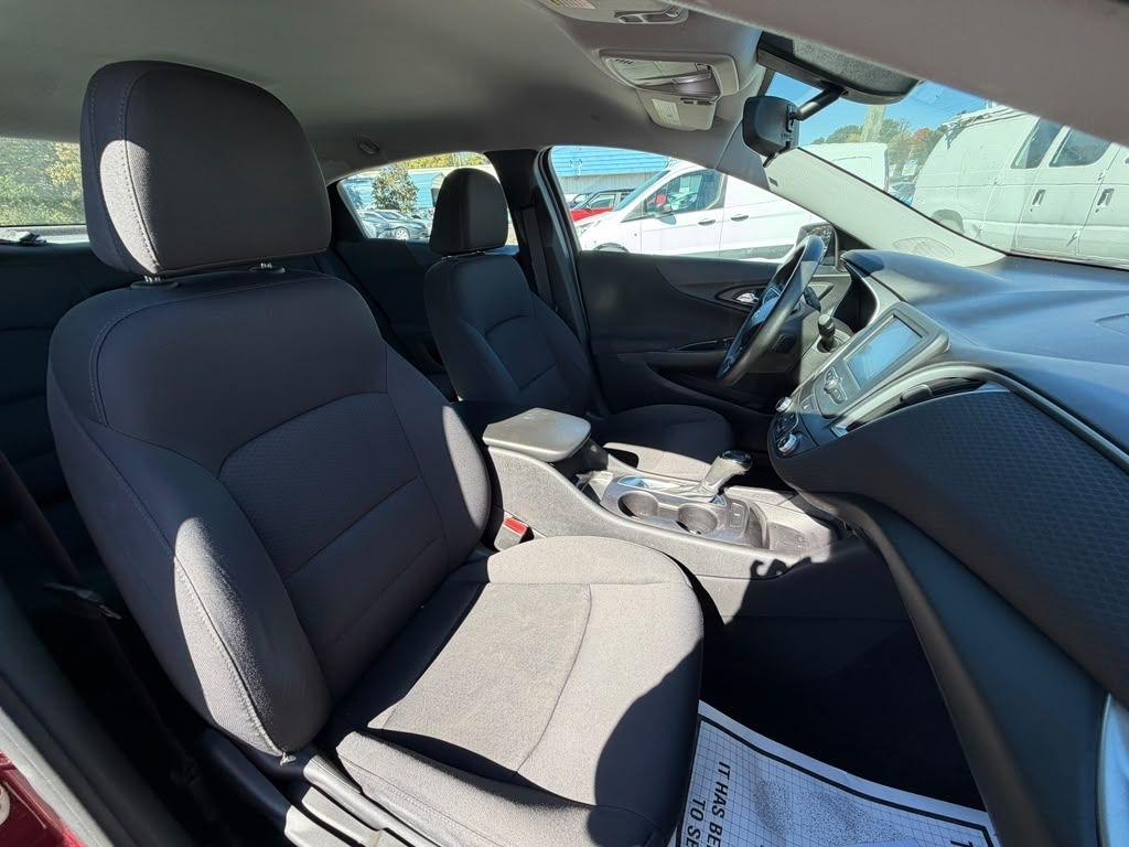 Chevrolet Malibu  2016