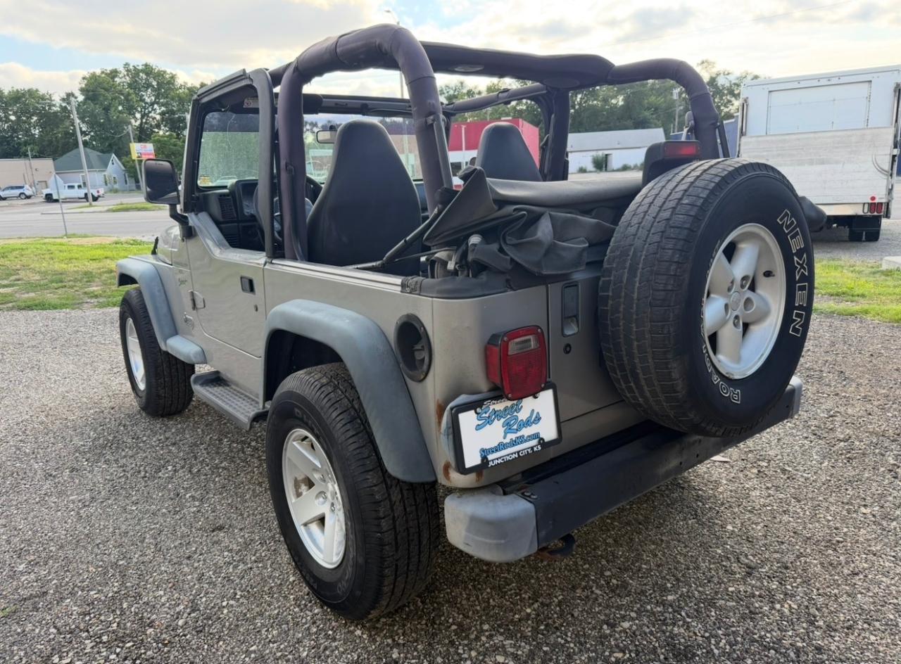Jeep Wrangler Sport 2000