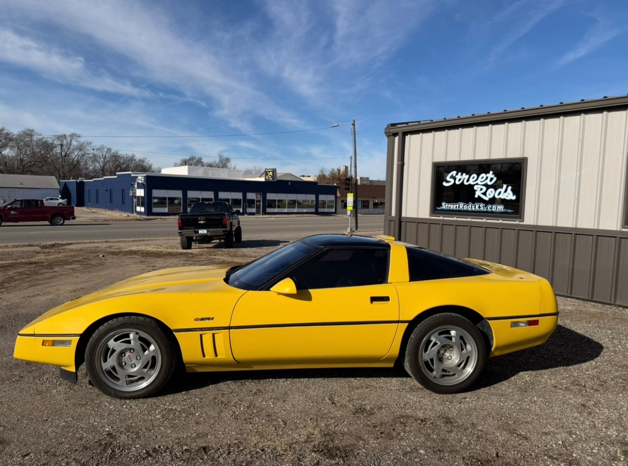 Chevrolet Corvette  1990