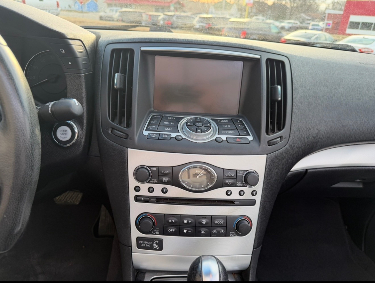 Infiniti G Convertible Base 2011