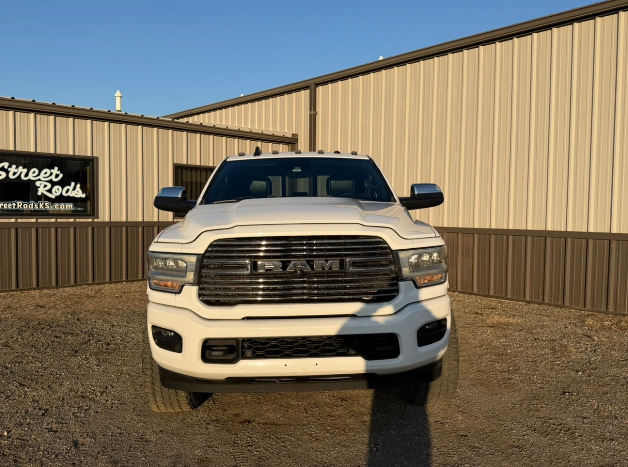 RAM 2500 Laramie Crew Cab SWB 4WD 2019