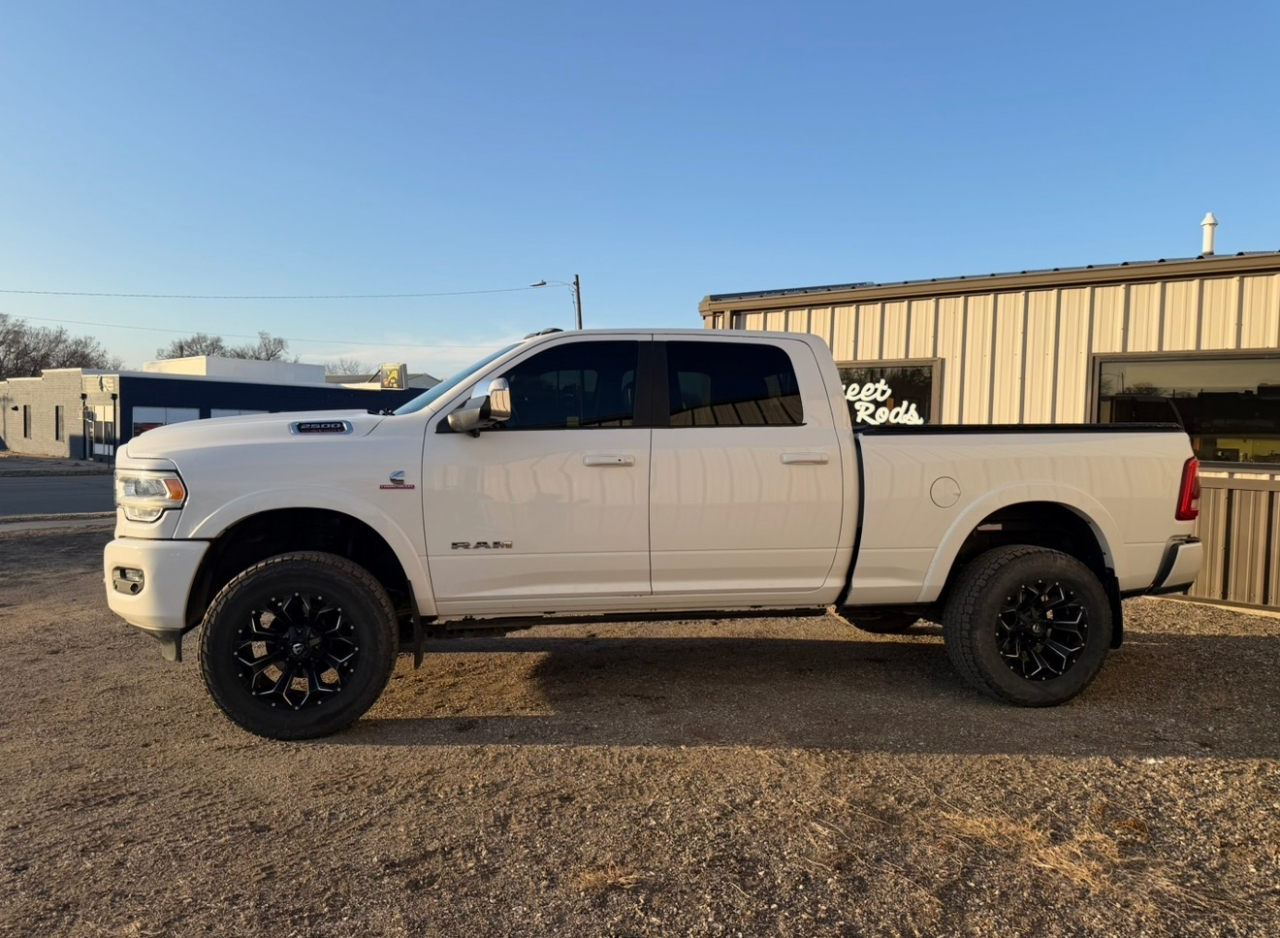 RAM 2500 Laramie Crew Cab SWB 4WD 2019