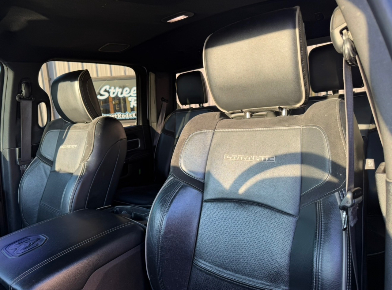 RAM 2500 Laramie Crew Cab SWB 4WD 2019