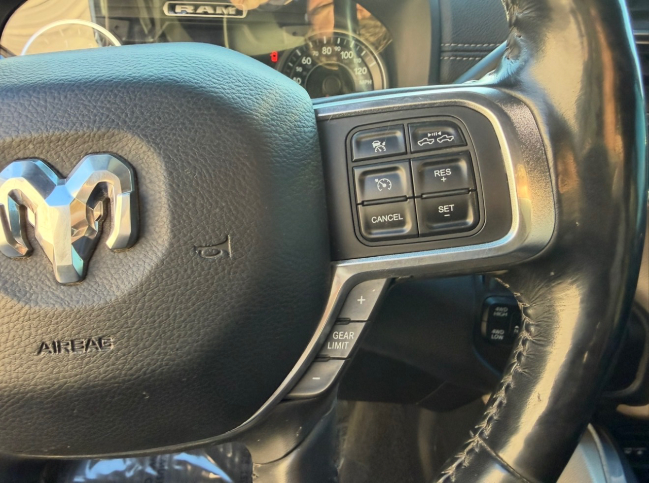 RAM 2500 Laramie Crew Cab SWB 4WD 2019