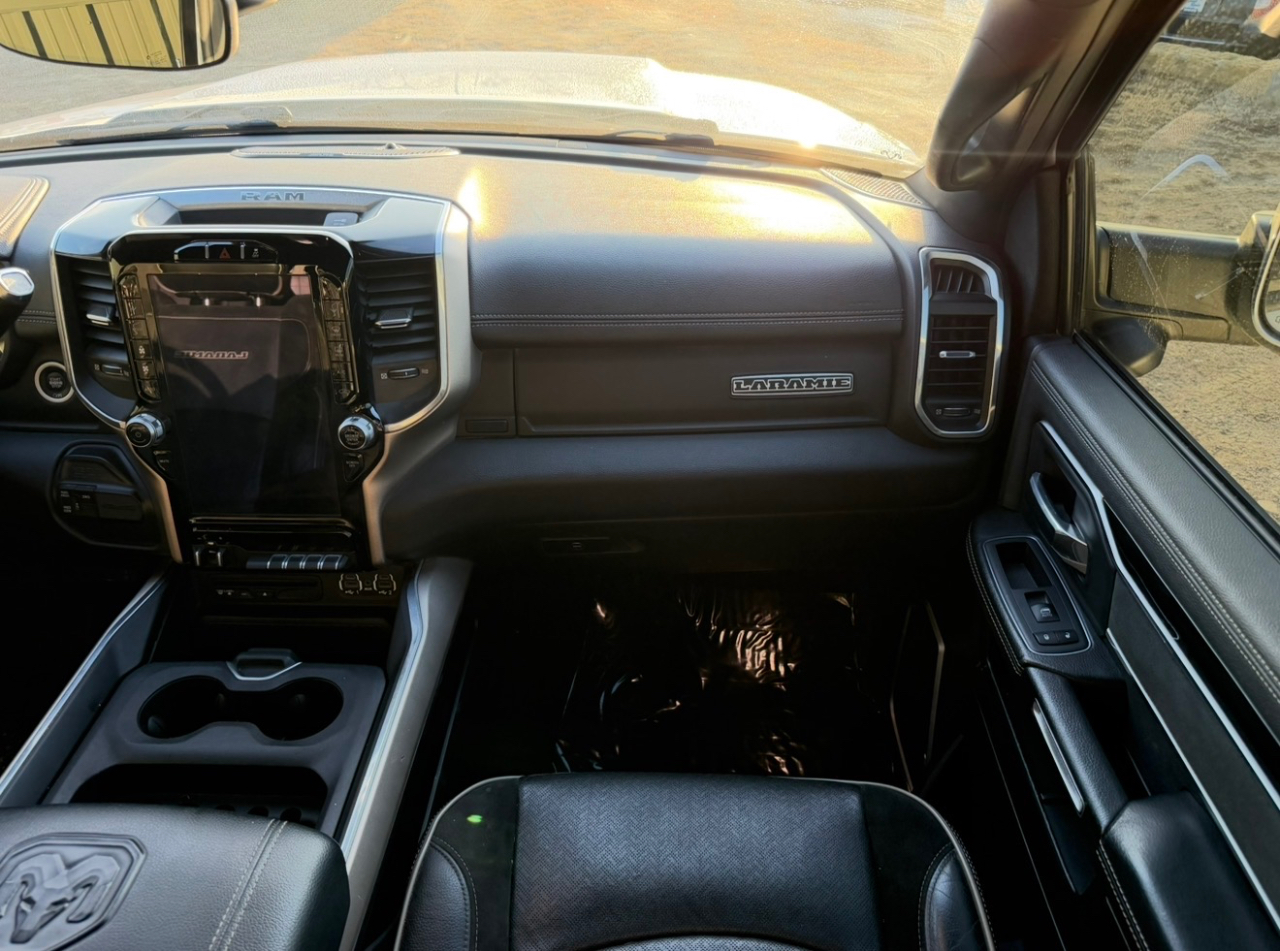 RAM 2500 Laramie Crew Cab SWB 4WD 2019