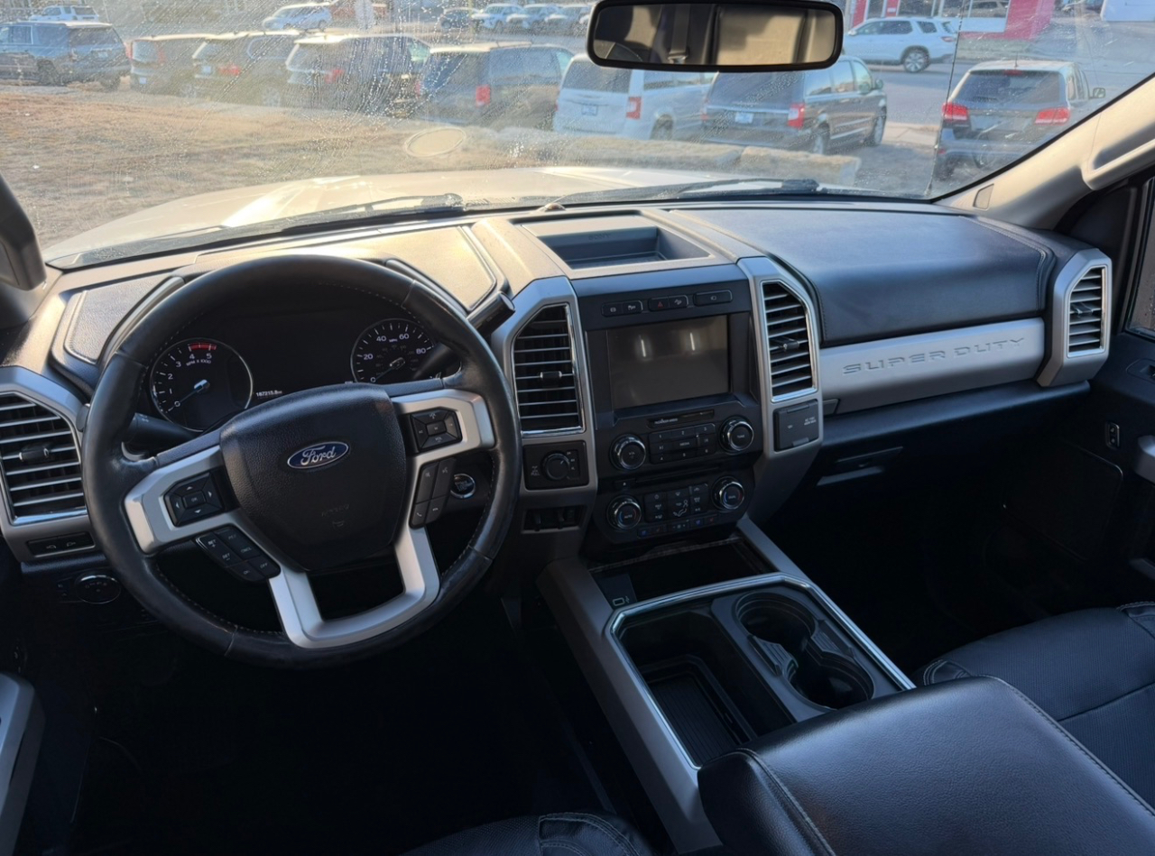 Ford F-350 SD Lariat Crew Cab 4WD 2017