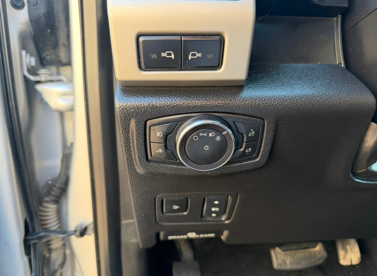 Ford F-350 SD Lariat Crew Cab 4WD 2017