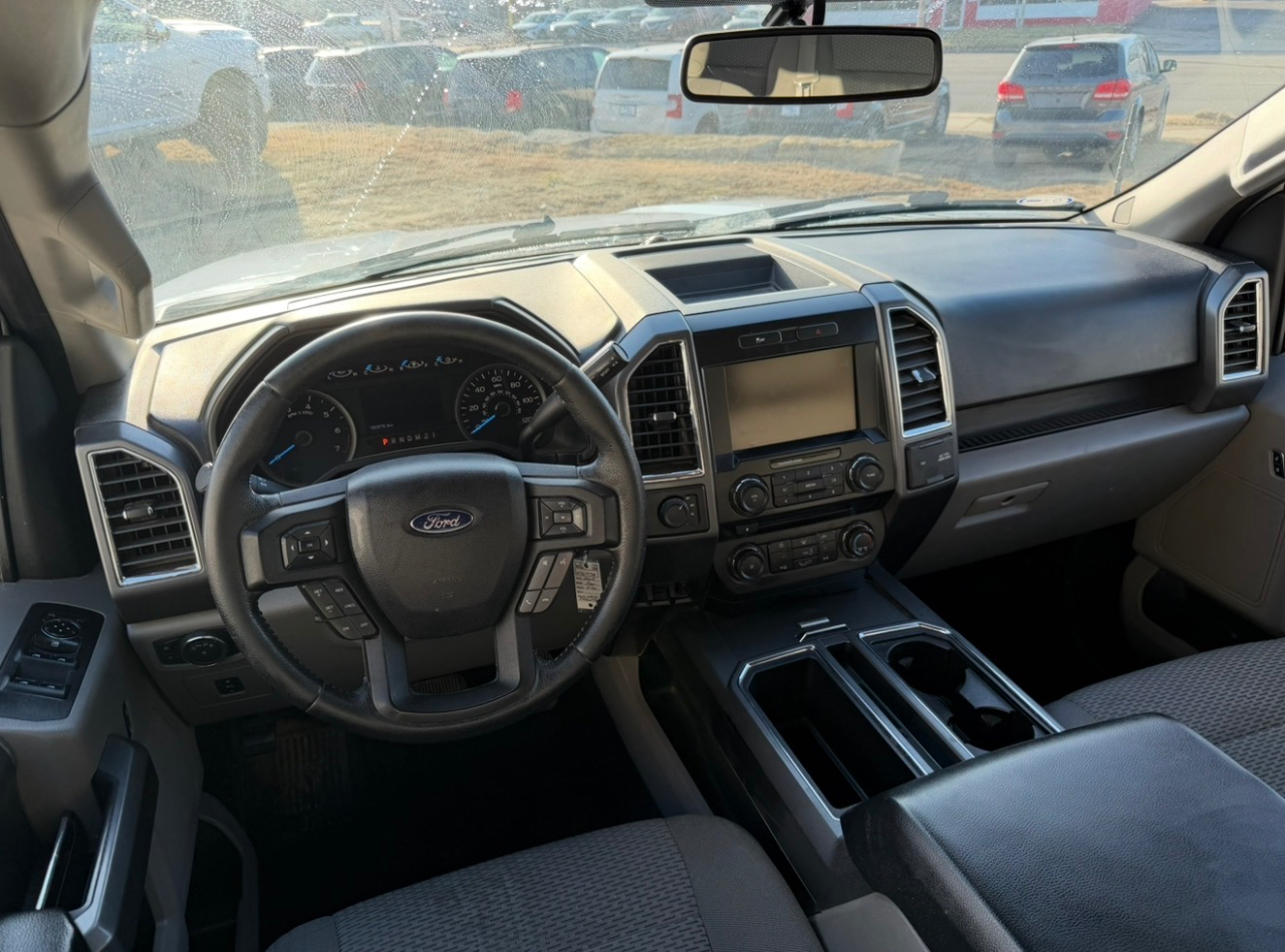 Ford F-150 XLT SuperCrew 5.5-ft. Bed 4WD 2015