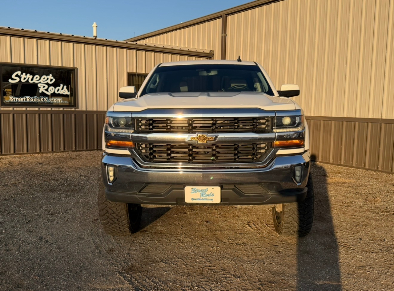 Chevrolet Silverado 1500 LT Crew Cab 2WD 2017