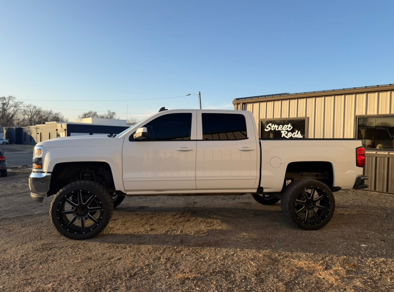 Chevrolet Silverado 1500 LT Crew Cab 2WD 2017