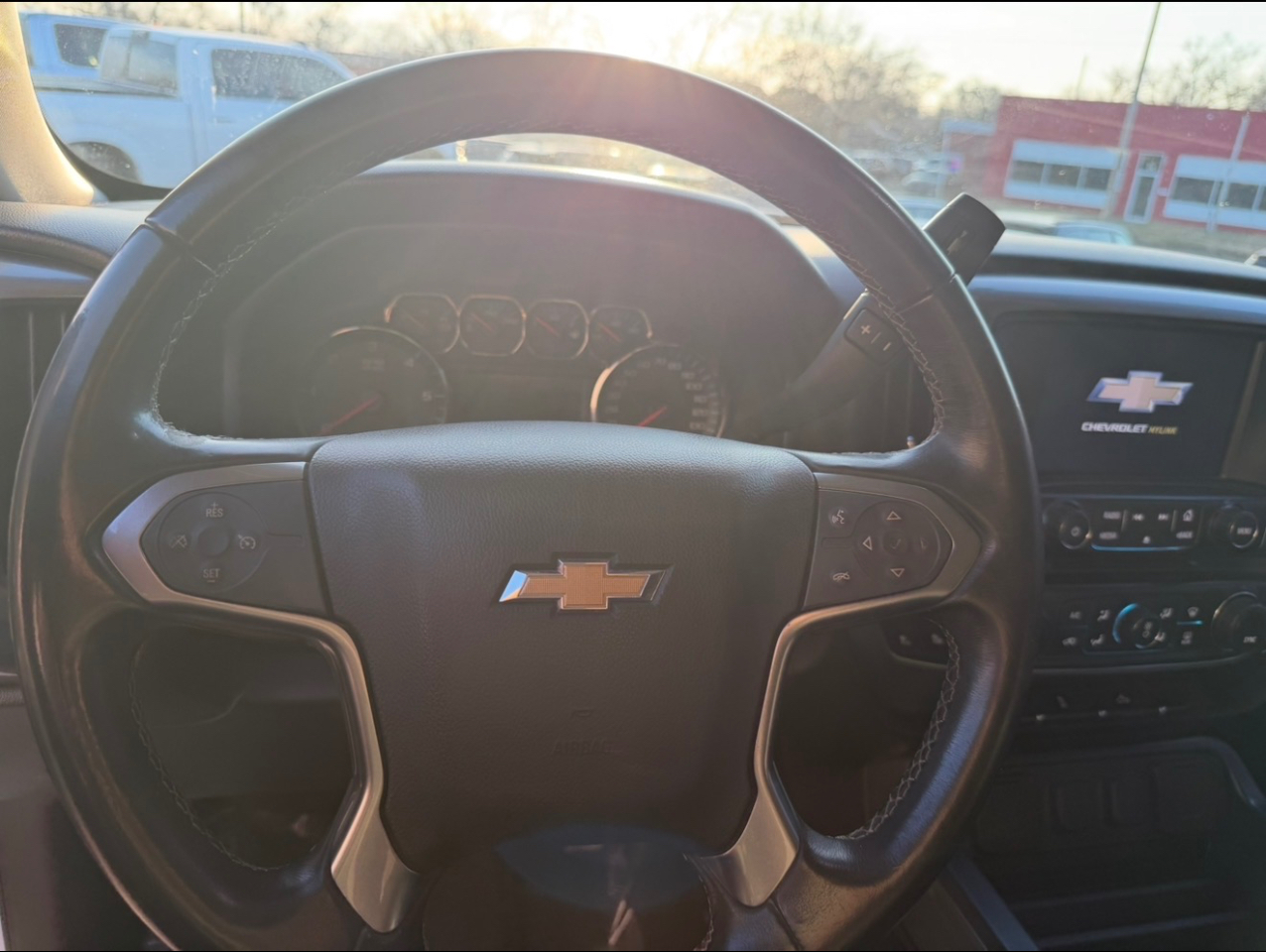 Chevrolet Silverado 1500 LT Crew Cab 2WD 2017